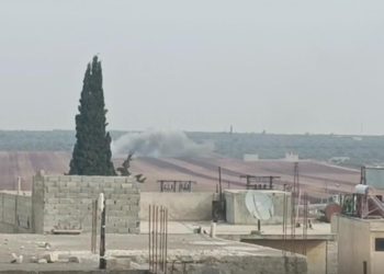 LEZGÎN-Artêşa Tirk a dagirker 19 gundên Bakur û Rojhilatê Sûriyê bi dijwarî topbaran dike