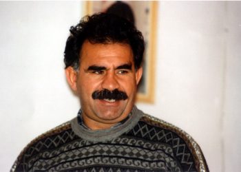 Pirsgirêka Civakê ya Exlaq û Polîtîkayê