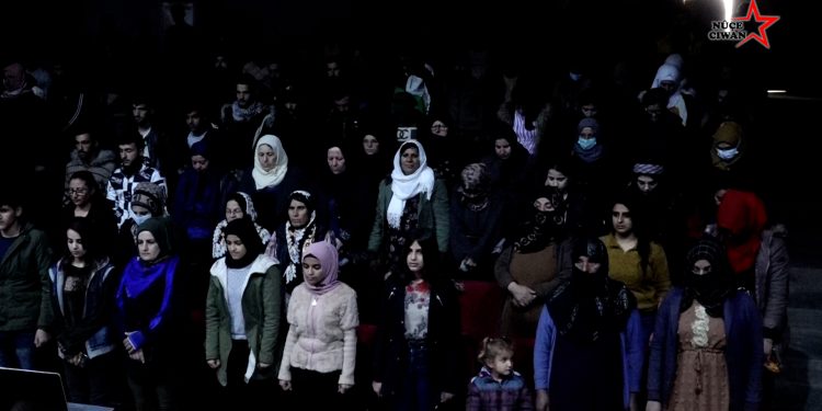 Ciwanan şehîdên Kobanê bîranîn û soza tolhildanê dan