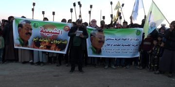 Ciwanên Dêra Zorê bi meşeke meşaleyî daxwaza azadiya Rêber Apo kirin