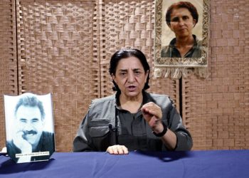 Sozdar Avesta: PERGALA DAGIRKERAN LI HEMBERÎ GERÎLA TAR Û MAR BÛ, NIHA REŞKUJIYÊ DIKIN