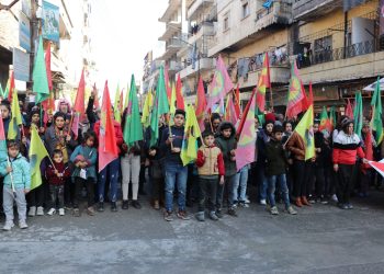 Ciwanên Helebê bikaranîna çekên kîmyewî li dijî gerîla şermezar kir