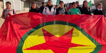 Ciwanên Dêrikê ji bo tecrîda li ser Rêber Apo daketin qadan