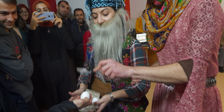 Ji Meclîsên Xwendekarên Demokratîk pîrozbahiya Serê Salê