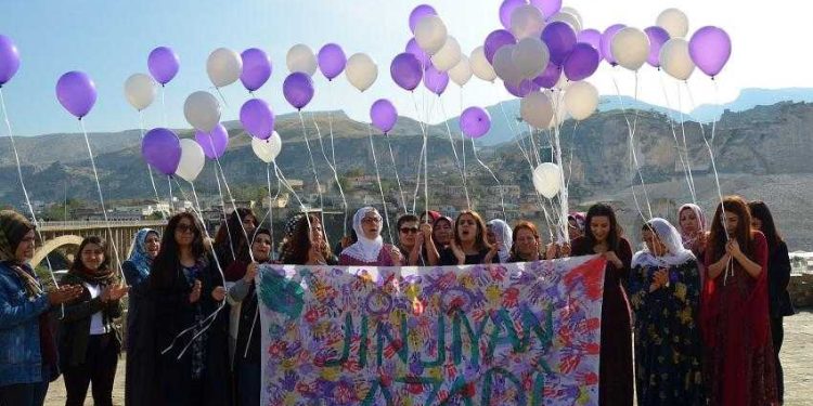 Li Êlihê mêrekî êrişê jinekê kir