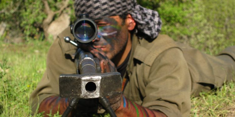 Gerîlayên Azadiyê Li Çemçoyê 4 leşkerên Tirk a dagîrker cezakirin