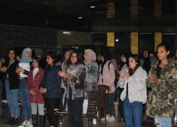 Jinên Ciwan Li Qamişlo şehîdên komkujiyên Parîsê bi bîr anîn