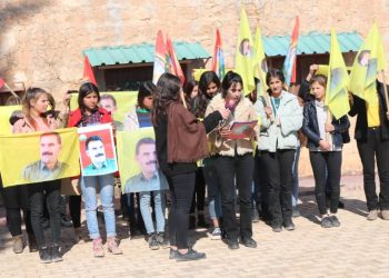 Jinên ciwan Komploya 15’ê Sibatê ya li Kobanê şermezar kirin