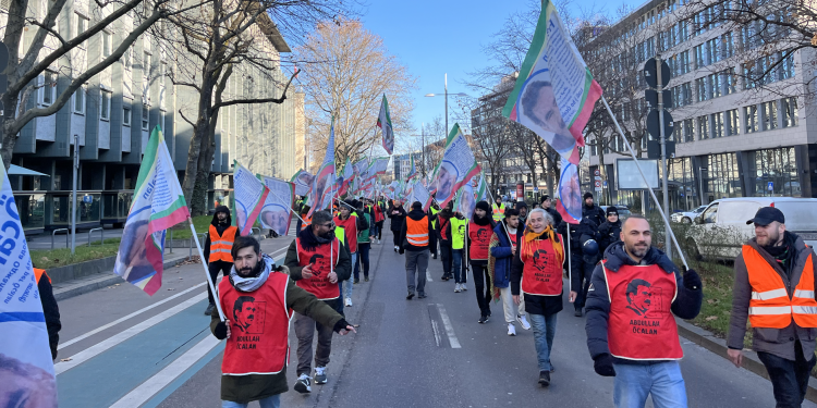 Ciwan û jinên ciwan li Elmanyayê îro nêzî 18 kîlometreyî bimeşin