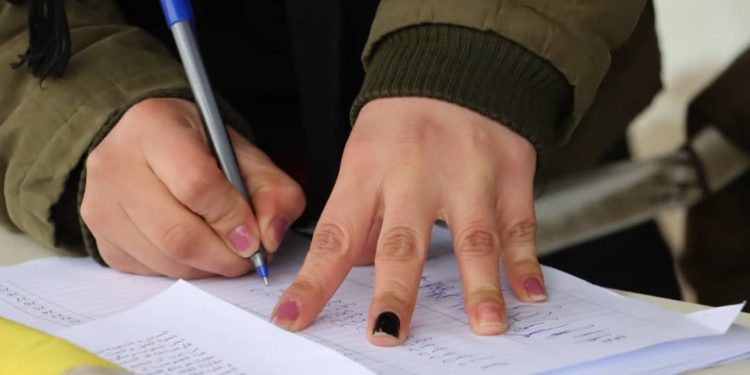 Jinên ciwan û ciwanan Şehbayê li Fafînê ji bo azadiya Rêber Apo îmza komkir