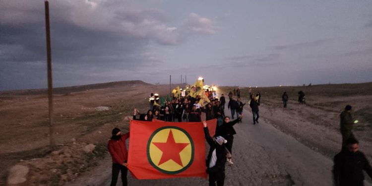 Ciwan û jinên Ciwan li Xana Serê komploya navnetewî şermezar kir