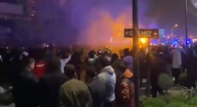 Êrîşên nîjadperest li ser lîstikvanên Amedsporê li Bursayê