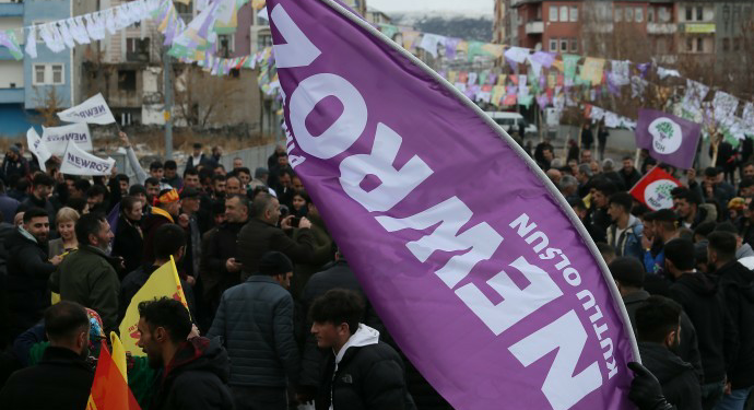 Cejna Newrozê li 7 bajarên cuda yên Bakurê Kurdistanê