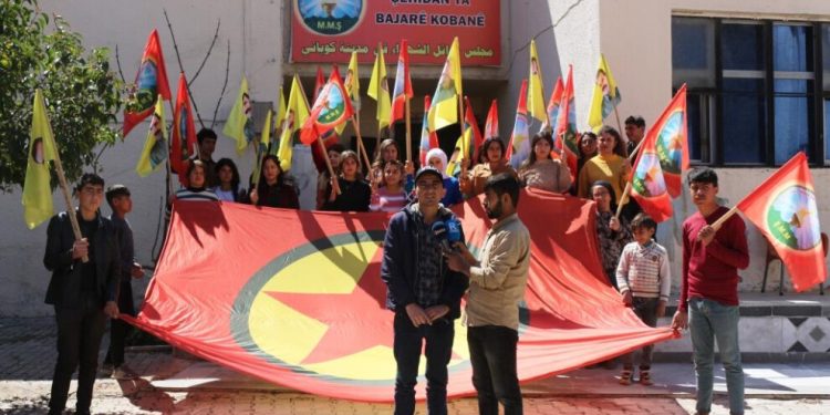 Ciwanên Kobanê dijî îxanetkaran banga ciwanên kir