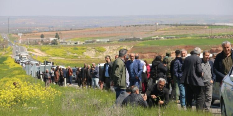 Gelê Bakûr li gel hemû astengiyan 4’ê Nîsanê pîroz kirin