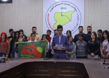 Meclisa Ciwanên Kurd li Hesekê panelek li dar xist