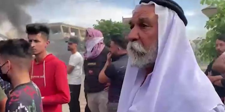 Gelê Şengalê li dijî vê hewldana hêzên Iraqê xwepêşandanan dikin