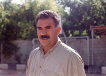 Hevdîtina bi parêzer û malbatê li Rêberê Gelê Kurd qedexe kirin