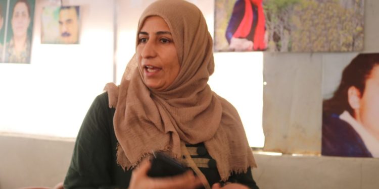 Jinên Ciwan ên Eyn Îsa û Girê Spî komxebatekê li dar xistin