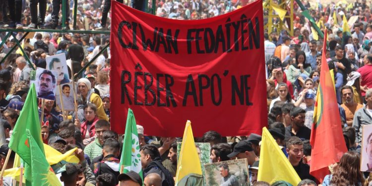 Şêniyên Efrîn û Şehba banga azadiya fîzîkî ya Rêber Apo kir