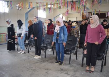 Ciwanên Şoreşger li Minbicê Civînek li darxist