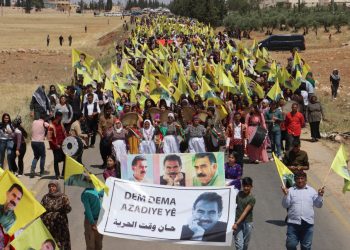 “Bi şoreşa jinê em ê tecrîdê hilweşînin û Rêbertî azad bikin”