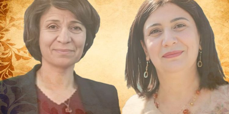 Dû jiyanên bi têkoşîn: Nikarin bi komkujiyan me bitirsînin