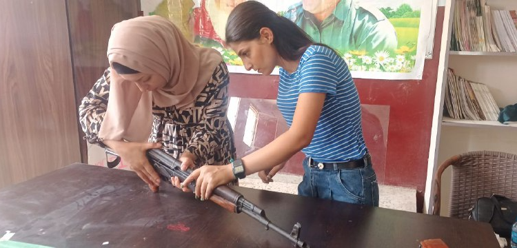 Di çarçoveya “Jin Jiyan Azadî Serbixe Azadî” xwe parastin