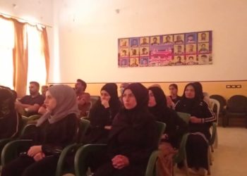 Yekîtiya Jinên ciwan ên Tebqa cîvinek li dar xist