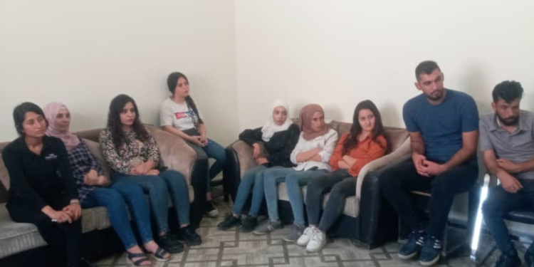 Li hember gefên li dijî Rêber APO Jinên ciwan li Qamişlo semînerek dan