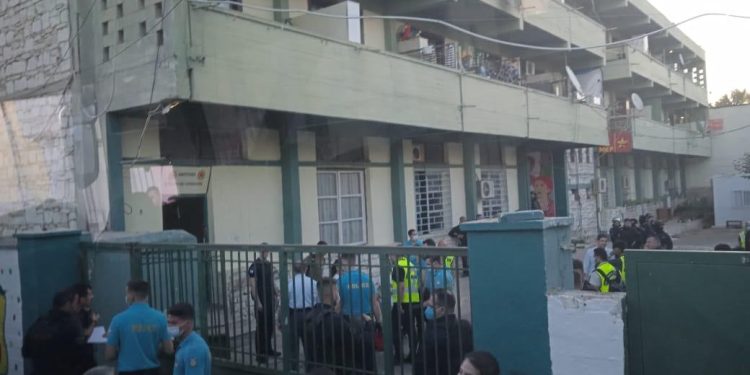 Kampa Lavrîo ya li Yewnanîstanê erîş pêkhat