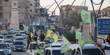 Ciwanên Raqayê li dijî gefên li ser Jîyana Rêber Apo meşiyan