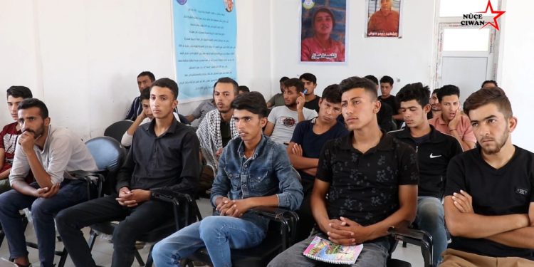 Ciwanên ku beşdarî perwrdê bûne: Ji bo em zayendperstiya civakî derbas bikin em beşdarî perwerdê bûn