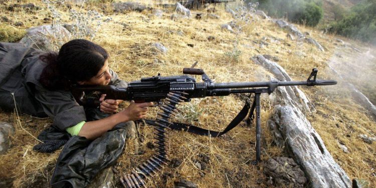 3 leşkerên Tirk ên dagirker hatin cezakirin