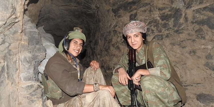 Gerîlayên jin rihê Qendîl, Zap, Zagros û Avaşînê ne!