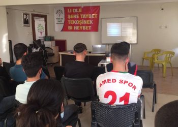 Li Mêrdîn ciwanên YSP li ser mijara bişavtin û şerê taybet panel lidarxistin