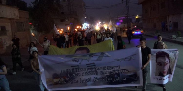 Ciwanên Qamişlo li dijî Êrîşên Dewleta Tirk a Dagirker Meşeke Meşeleyan Lidarxistin