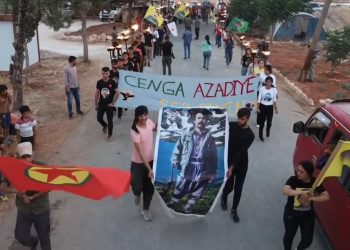 Di bin dirûşmeya “BI RIHÊ 15’Ê TEBAXÊ ŞERÊ AZADIYÊ SER BIXIN” de 39emîn salvegera pêngava 15’ê Tebaxê li Şehbayê hat pîrozkirin