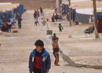 Ji encamên şerê Sûriyeyê: Zarokên sêwî û bê nasname