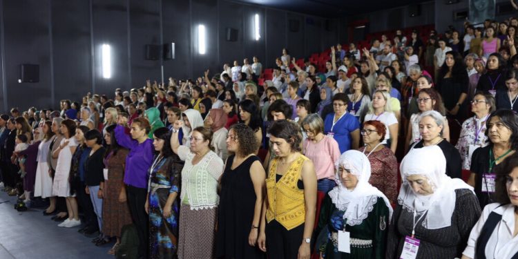 ‘Konferansa Jinan’ a Partiya Çepên Kesk dest pê kir’