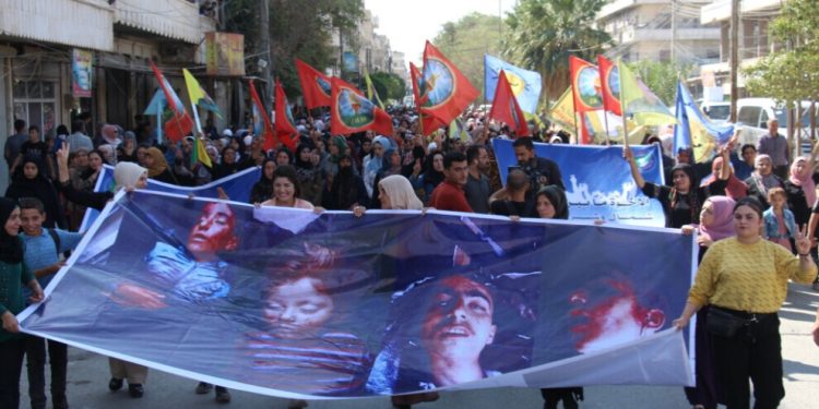 Li Minbicê meşa piştgiriyê ji bo QSD’ê: Em ê bajarê xwe biparêzin