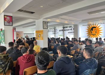 “Konferansa Azadiya Rêbertiyê bi Ciwanên Rêxistinkirî” dest pê kir!