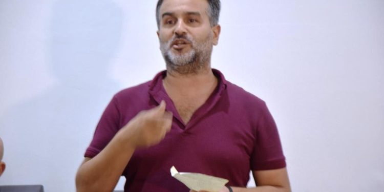 Ciwanên Kobanê: Divê ciwan li hemberî şerê taybet bisekinin!