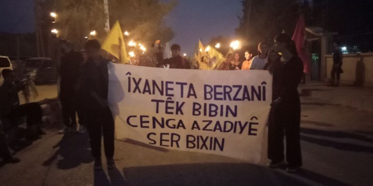 Ciwanên Derbesiyê li dijî xiyanetê meşiyan