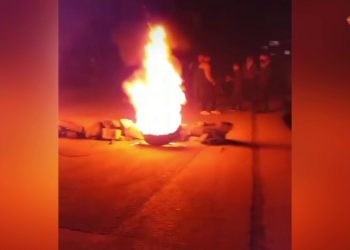 Ciwanan li Stenbol û Wanê avakirina YCWK’ê pîroz kirin