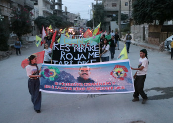 Ciwanên şoreşger li dijî komploya 9′ê Cotmehê meşiyan