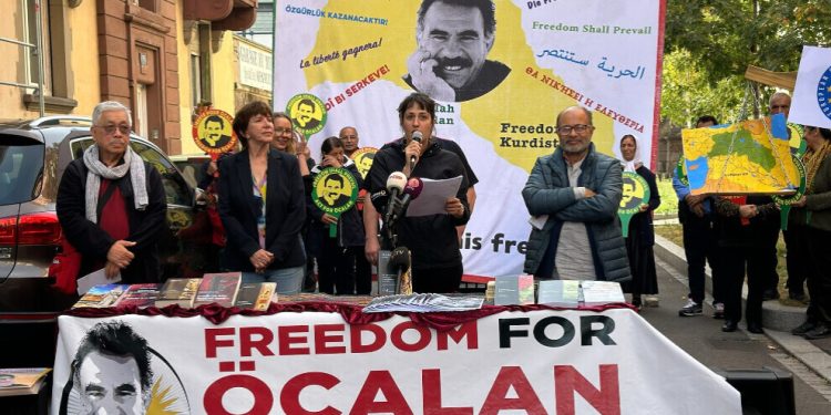 Pêngava ‘Azadî ji Abdullah Ocalan re, Çareseriya Siyasî ji Pirsgirêka Kurd re’ destpê kir