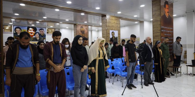 Sempoziym a Sosyolojiya Azadiyê dest pê kir – HAT NÛ KİRİN