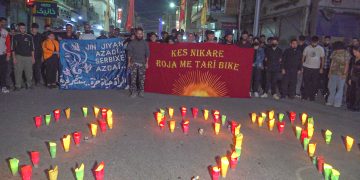 Ciwanên Qamişlo ji bo 29 şehîdên asayîşê daxûyanîyek dan