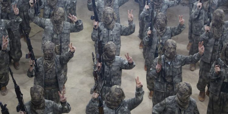 HPG: 13 dagirker hatin cezakirin, 3 çeper hatin îmhakirin